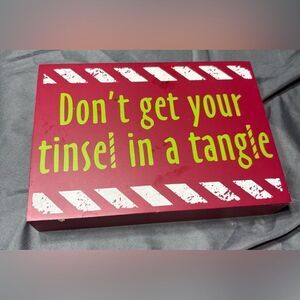 ☃️❄️☃️ “Don't get your tinsel in a tangle" decorative wooden sign